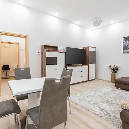 Veronika Astra Apartamento